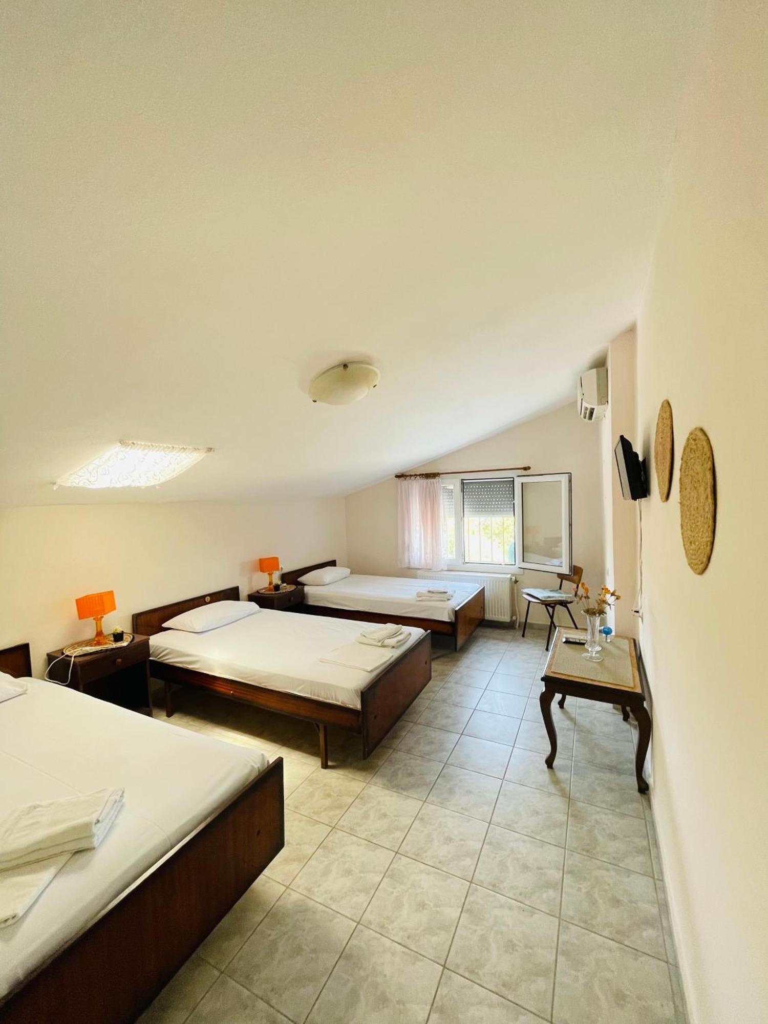 Aktaion Hotel Skala Alykis 外观 照片